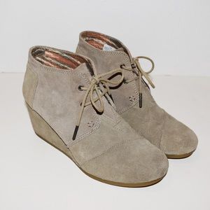 TOMS Kala Desert Tan Wedge Booties